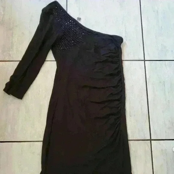 NWT GUESS ONE SHOULDER DRESS SIZE MEDIUM​ - Picture 2 of 6